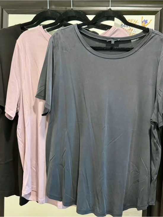 LOT OF 3 - Universal Standard Tee Rex Crew Neck Tee Shirt - US Size M (~18/20) - Picture 2 of 9